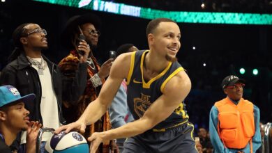 Photos stephen curry and former teammates kick off the all star weekend