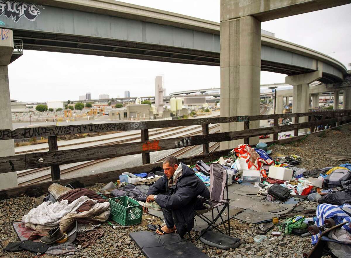Oakland grapple candidates council city encampment contains wood street surging homelessness residents tents rvs personal items Oakland grapple candidates council city encampment contains wood street surging homelessness residents tents rvs personal items
