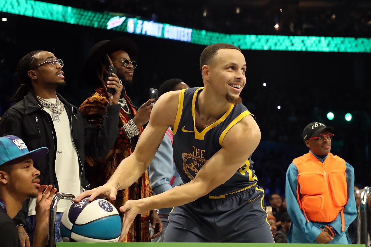 Photos stephen curry and former teammates kick off the all star weekend