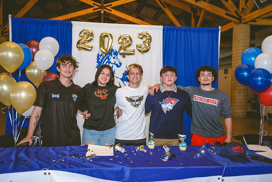 Five gilroy wrestlers finish first at cif state championships