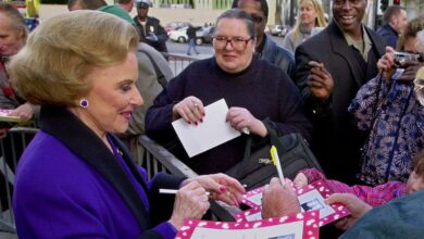 Dear abby friends tedious visit