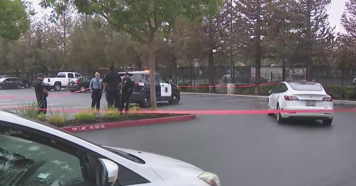 San jose vehicle collision leaves pedestrian in critical condition