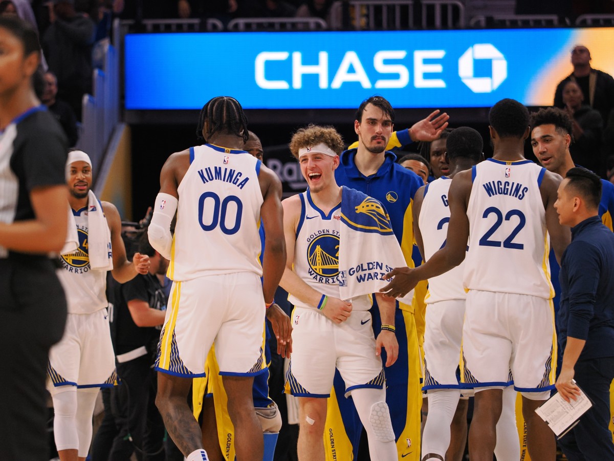Brandin podziemski break through warriors guard hears the noise