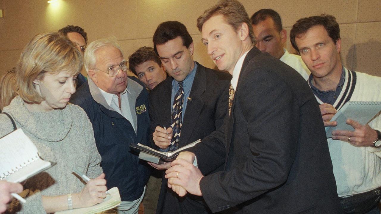 When san jose sharks played host to wayne gretzkys record tying moment