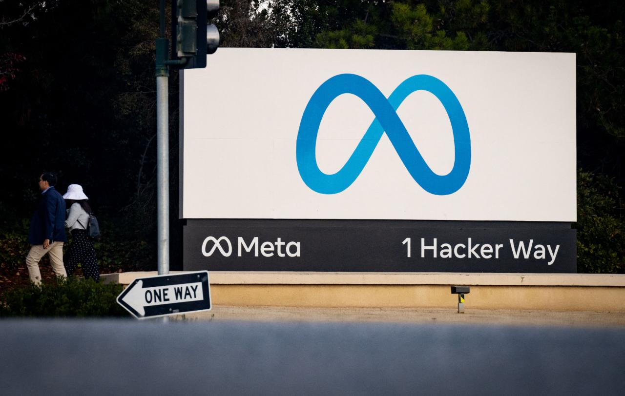 Bay area tech jobs work layoff pleasanton workday economy property