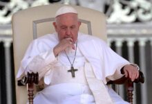 Italian premier pope francis hospital