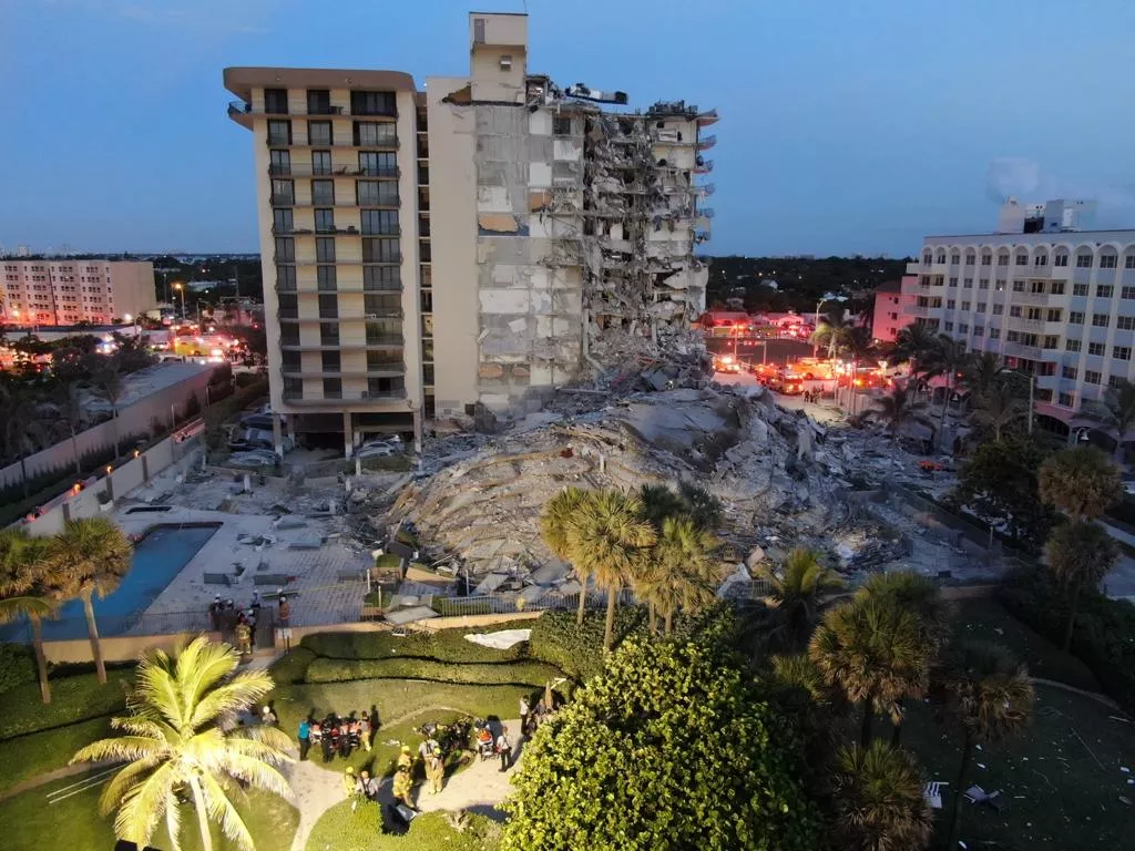 Mansions surfside collapse site