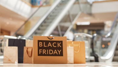 Holiday shoppers increased spending despite higher prices